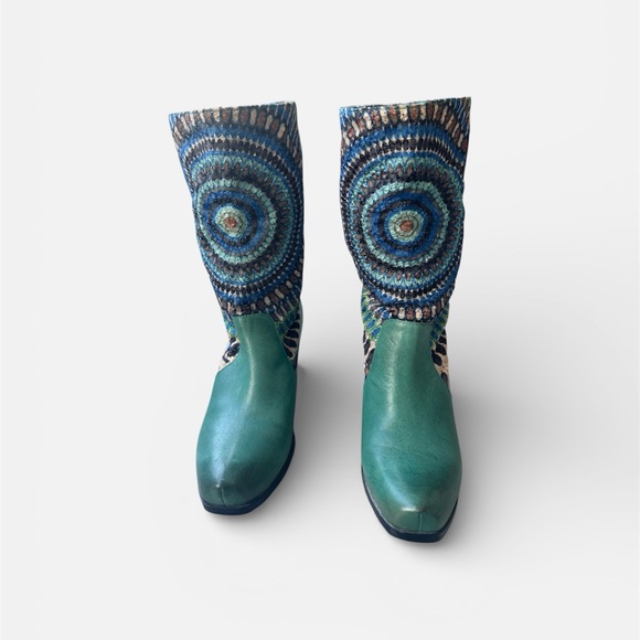 Stunning Spring Step Western mid calf boots - Teal Green Mandala Magic! NWOT - Picture 3 of 14